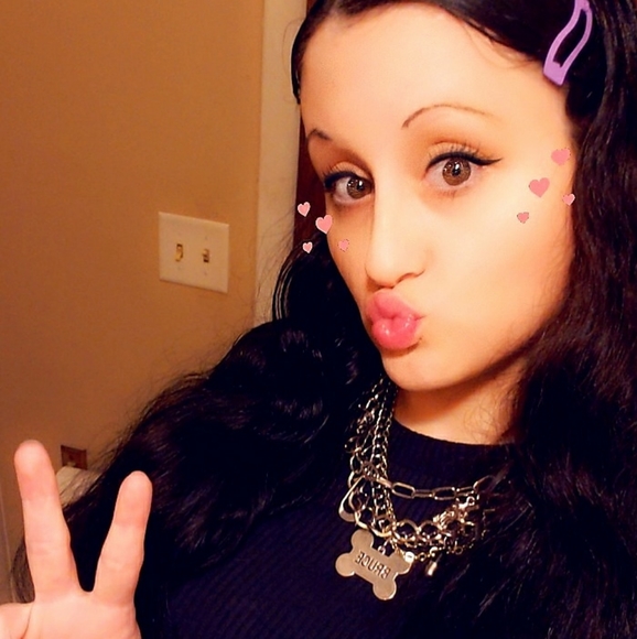 Meet your Posher, Stormie Rose - Picture 13 of 16